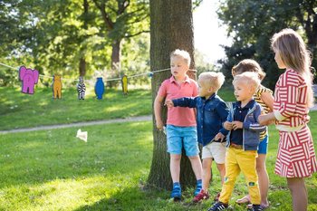 BS BUITENSPEEL – KOKA MEŠANAS SPĒLE „DZĪVNIEKU DUPSĪŠI” (2 gab.)