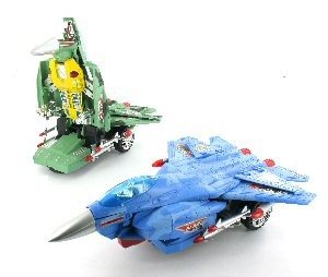 BUMP & GO F16 ROBOTS - Transformējams iznīcinātājs