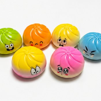 RAGE - Mīkstie pelmeņi Squishy LIELIE (9 x 9 x 4 cm) - Viral 2026 Fidget rotaļlieta - AR PIEKARI (24 gab.)