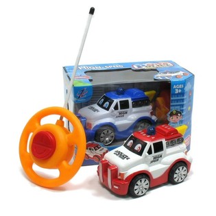 RC ātra policijas automašīna
