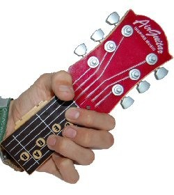 Elektroniskā gaisa ģitāra ar lāzera sensoru | Muzikālā rotaļlieta