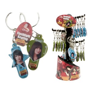 CAMP ROCK SPĪDO&Scaron;S ATSLĒGU PIEKARIŅ&Scaron; STENDĀ (36 gab.)