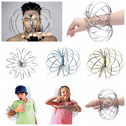 **RAGE 2018** Magic Rings / Flow Rings - Kinetiskais 3D burvju gredzens - MULTI COLOR | UZ KARTES (10 gab.)