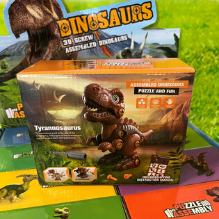 3D Dinozaura Konstruktora Komplekts Dāvanu Kastītē - Displejs (8 gab.)